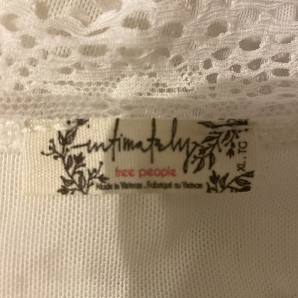 Free People Floral Semi Sheer Babes in Bandeaus Bodysuit NWT L-XL - Picture 8 of 12